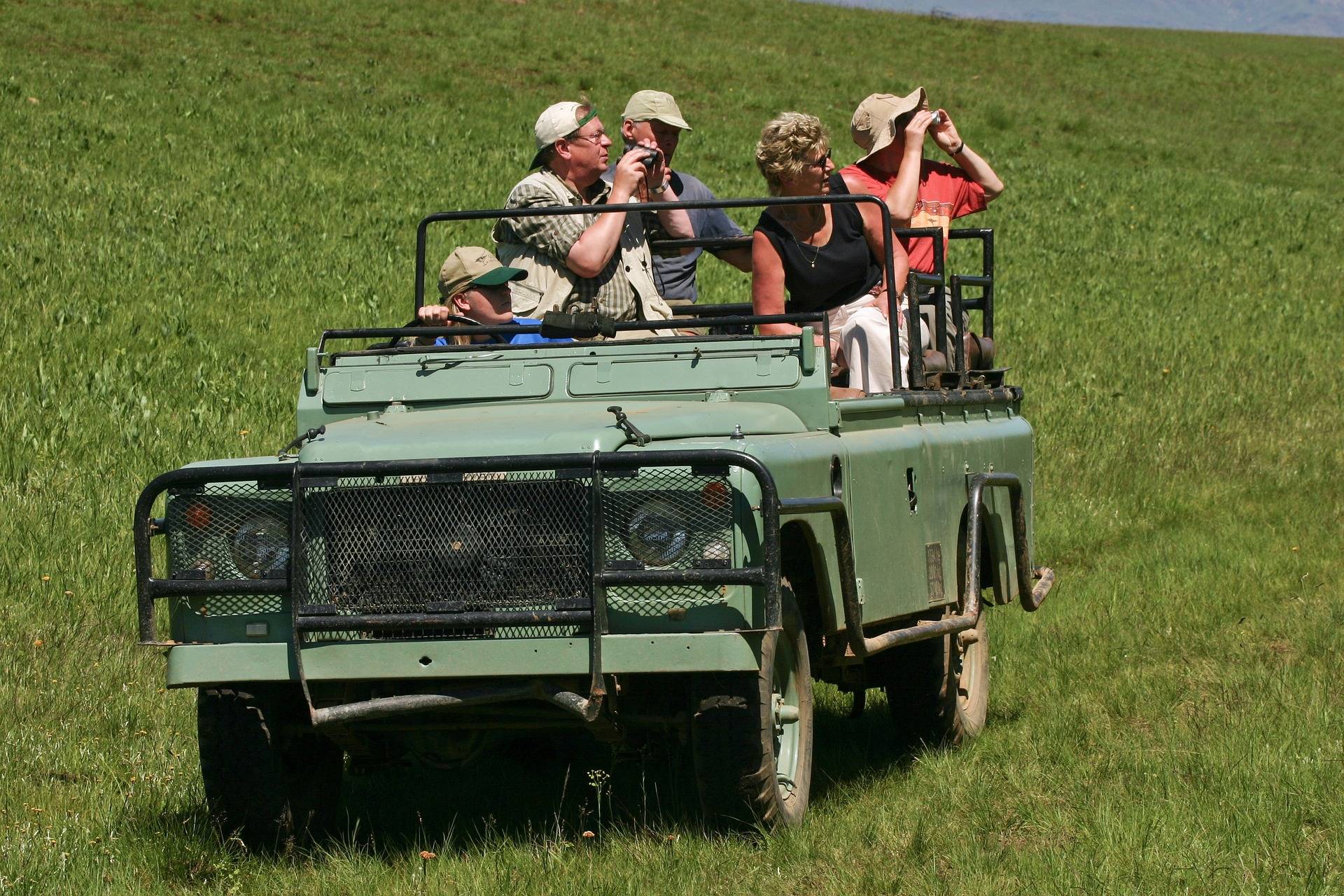 safari-jeep