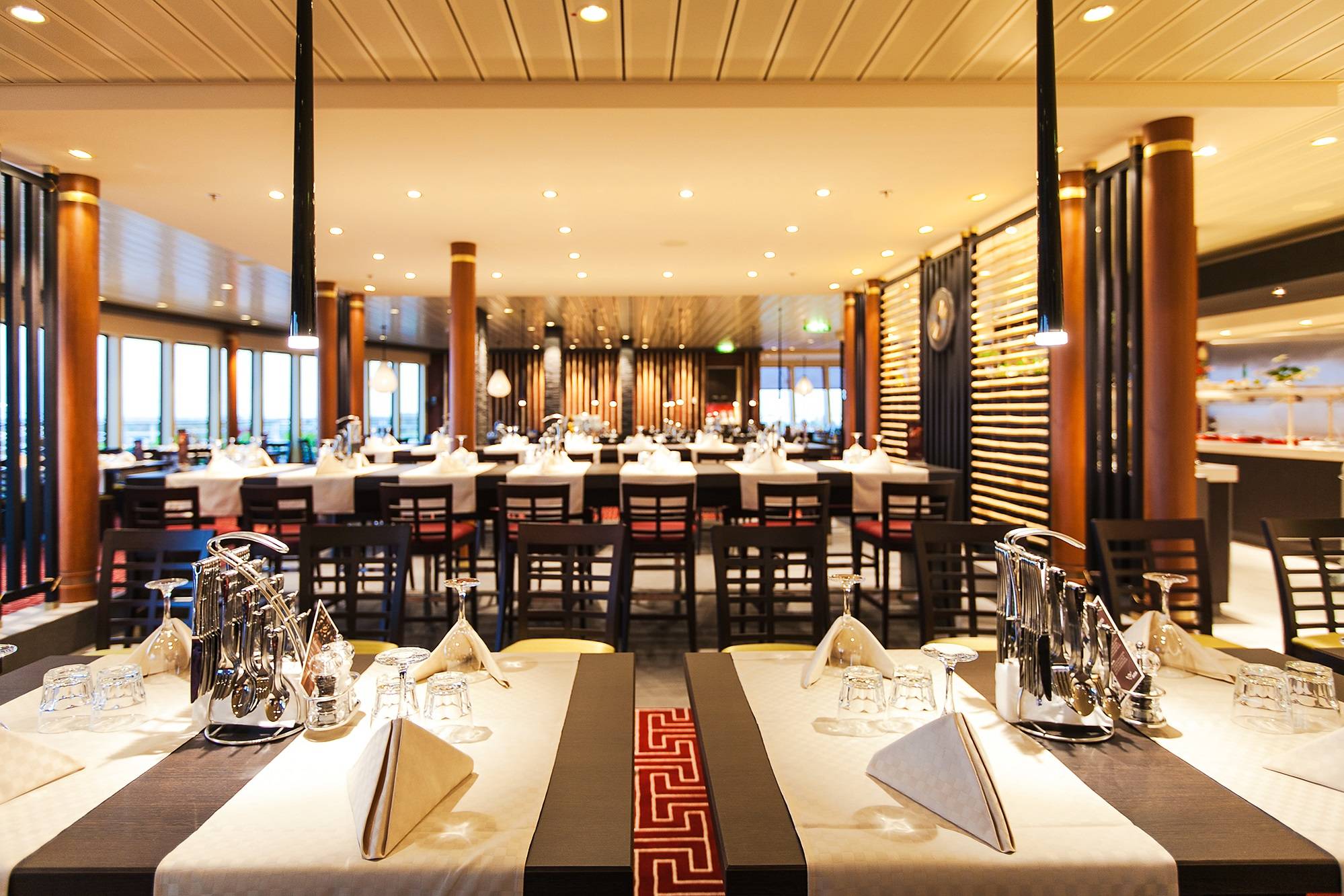 original AIDAsol mar blu stella East Restaurant