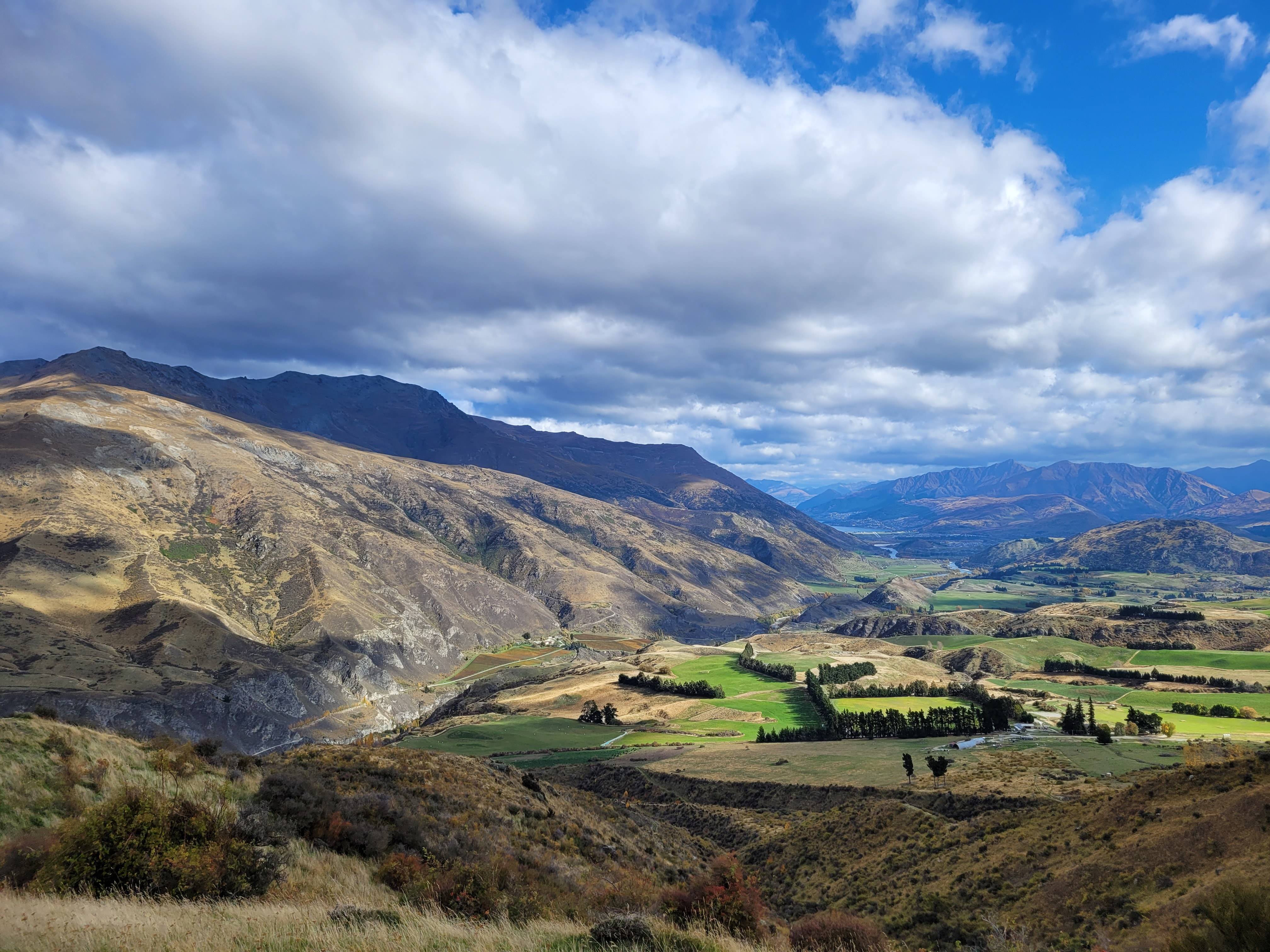 original Blick auf Queenstown im Hintergrund